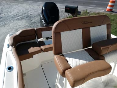 2019 Pioneer Boats 222 Islander