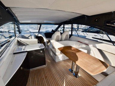 2017 Princess Yachts V48