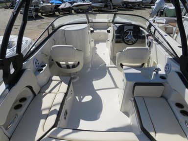 2021 Stingray Boats 231DC