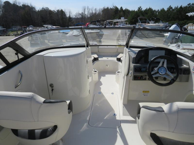 2021 Stingray Boats 231DC