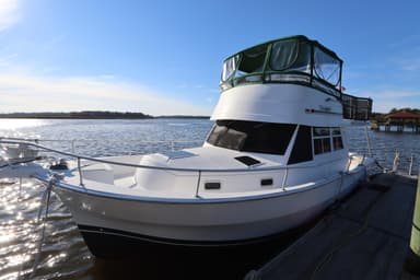 2003 Marlow Pilot 390 Trawler