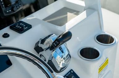 2022 Sea Pro 239 Center Console