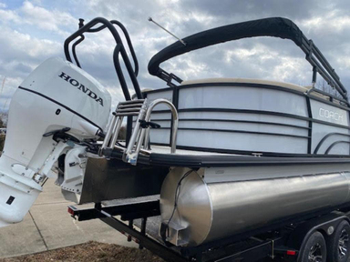 2022 Coach Pontoons 243 RFC