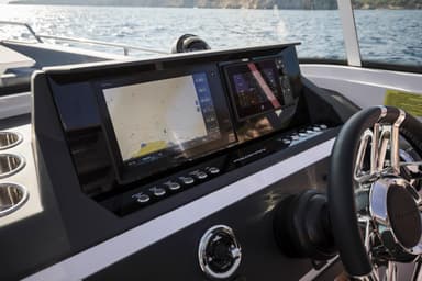 2022 Axopar 28 CABIN