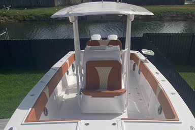 2000 Avanti Boats AVANTI 33