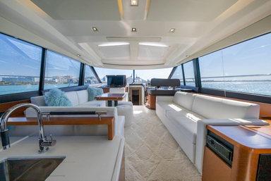 2016 Prestige Yachts 550