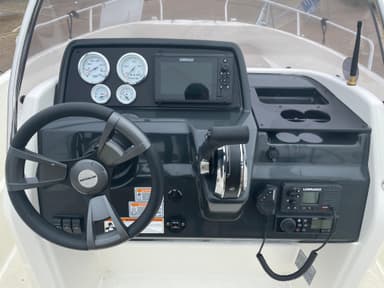 2021 Quicksilver 555 Open