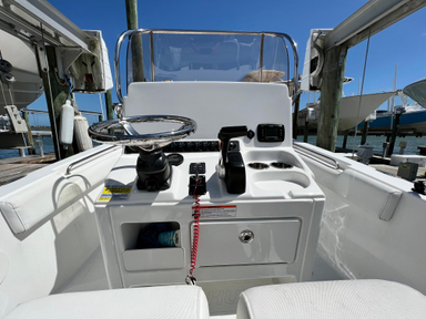 2015 Sea Hunt Ultra 225