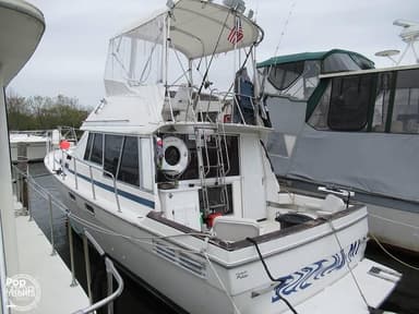 1987 Bayliner 3270