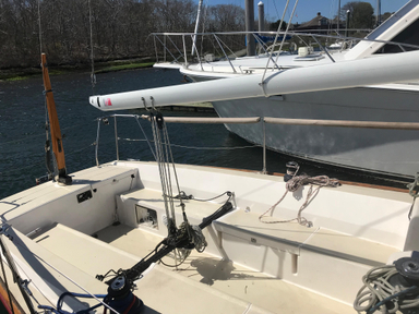 2006 J Boats j100