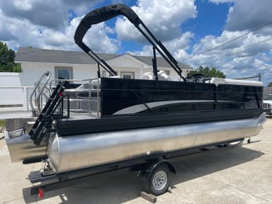 2022 Godfrey Pontoon Boats SW 2286 SFL
