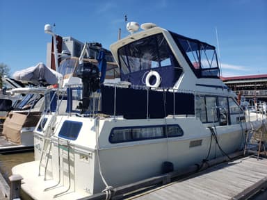 1985 Tollycraft Yachts Sundeck Motor Yacht