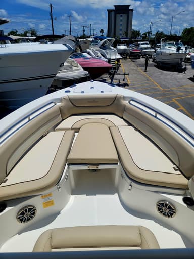 2021 Nautic Star 2302 LEG DLX