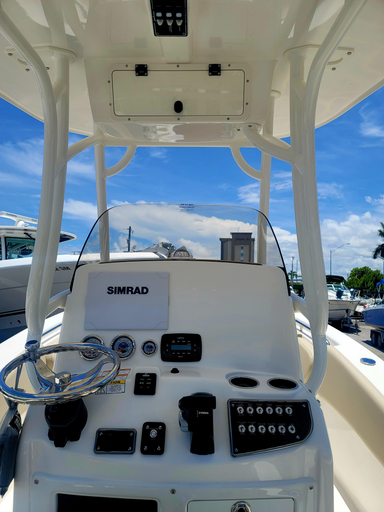 2021 Nautic Star 2302 LEG DLX