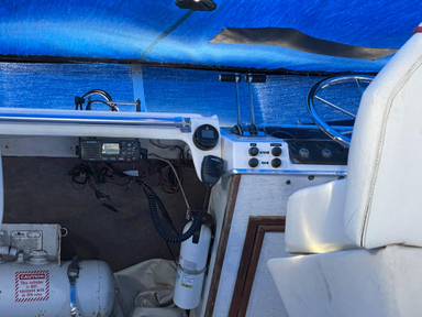 1985 Bayliner 3270