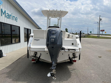 2022 Robalo 23 Robalo