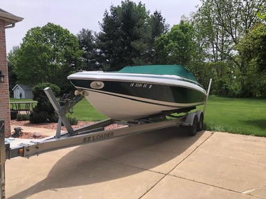 1999 Cobalt Boats 220