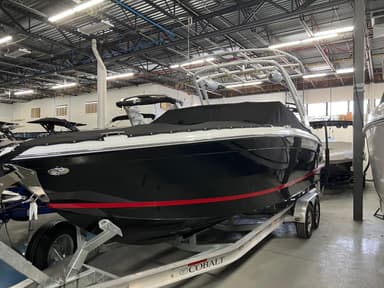 2021 Cobalt Boats R8 Surf