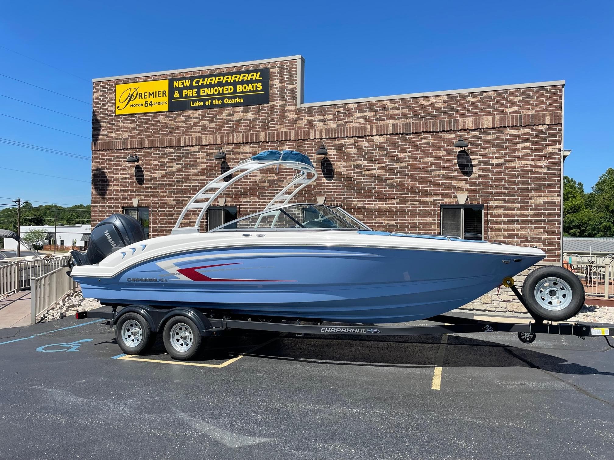 2022 Chaparral Boats 23 SSi OB