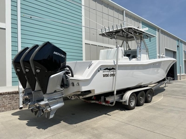2012 Invincible Boats 36 Open Fisherman NEW ENGINES