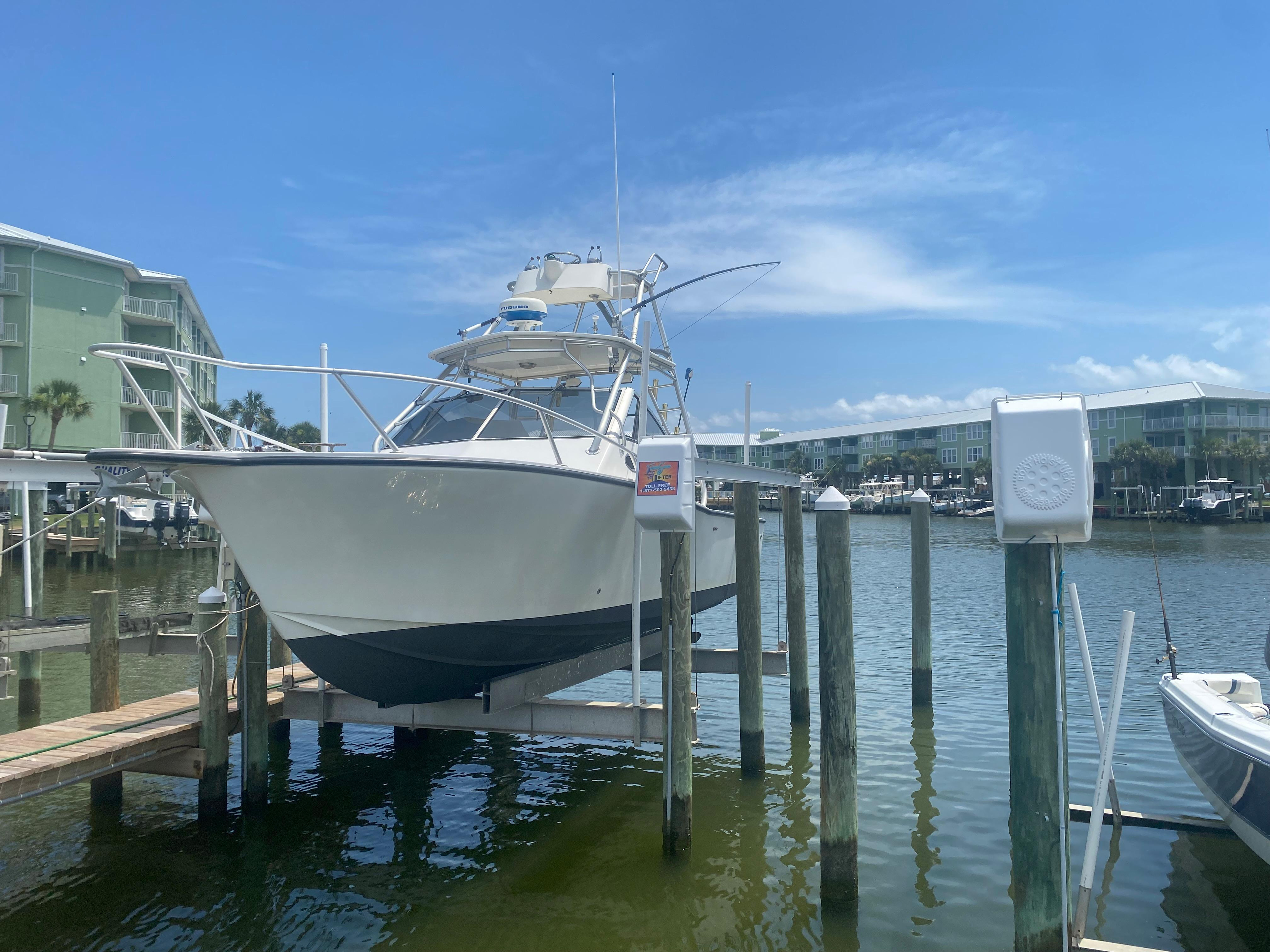 2001 Albemarle 280 Express Fisherman