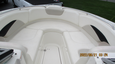 2010 Chaparral Boats SSX 276