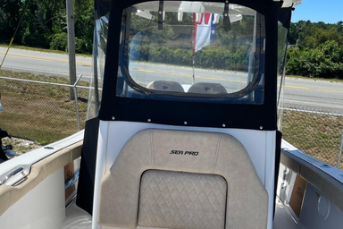2021 Sea Pro 239 DLX