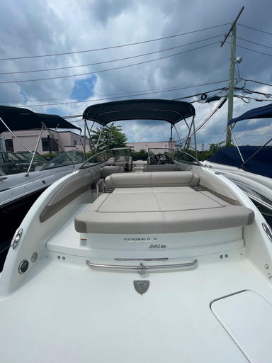 2014 Formula Boats 240 Bowrider