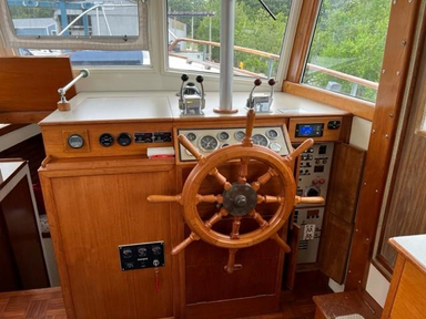 1977 Grand Banks 42 Classic