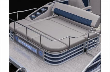 2022 Bennington 23 LSB