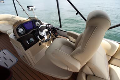 2019 Coach Pontoons 250RF