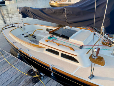 2010 Morris Yachts M29