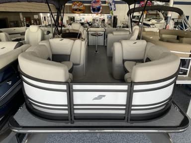 2021 Starcraft Marine SLS 1