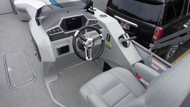 2019 Manitou Pontroon Boats Encore SE