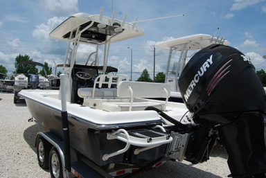 2017 Shearwater 25LTZ