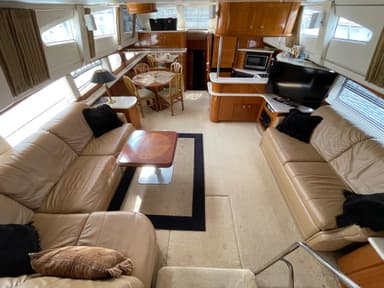 2002 Carver Yachts 564 Cockpit Motor Yacht