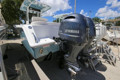 2021 Sea Hunt 275 Ultra SE