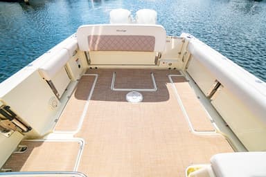 2018 Chris-Craft Calypso 30