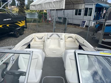 2008 Bayliner 185