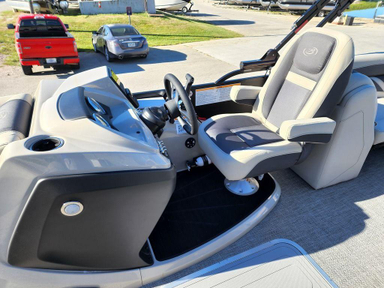 2022 Barletta Boats Cabrio 22QC