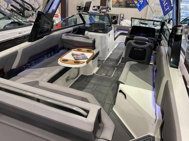 2022 Cobalt Boats R Series R8 SURF