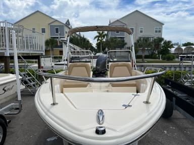 2020 Scout Boats 175 Sport Dorado