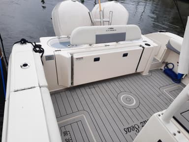2018 Cobia Boats 301 Center Console