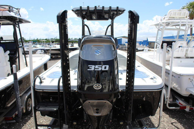 2021 Blazer Boats 2700 HYBRID BAY