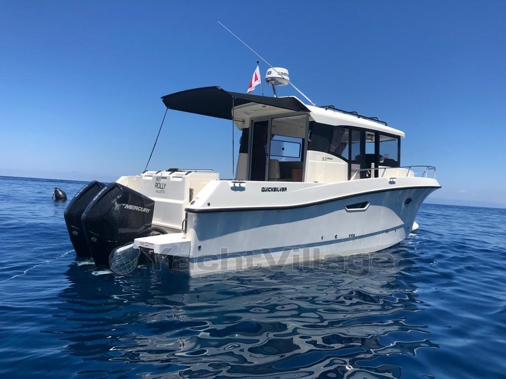 2021 Quicksilver 905 Pilothouse