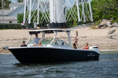 2020 Sea Chaser 30 HFC DC