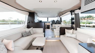 2017 Azimut Yachts 60 Fly