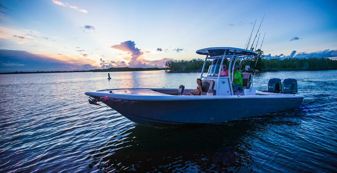 2018 Tidewater Boats 2700 Carolina Bay