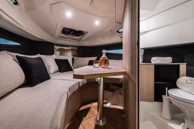 2020 Cranchi Yachts C30 Endurance