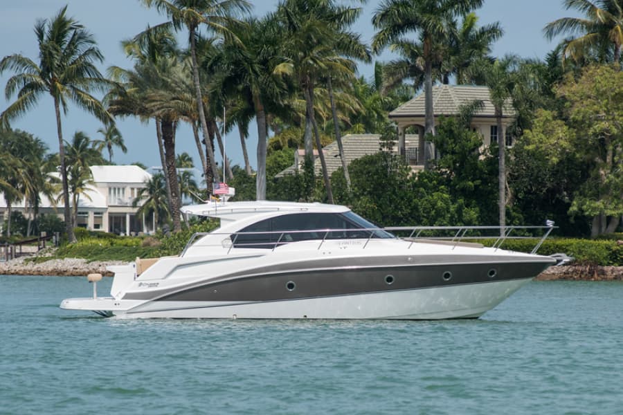 2013 Cruisers Yachts 41 Cantius